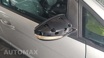 2013 Ford C-MAX Hybrid SE - miniatura 36