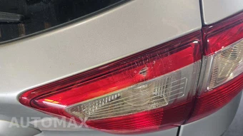 2013 Ford C-MAX Hybrid SE - miniatura 38