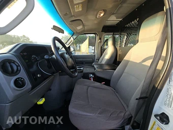 2013 Ford E-150 Commercial Cargo Van 138.0" WB - miniatura 7