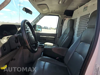 2013 Ford E-150 Commercial Cargo Van 138.0" WB – miniatura 5