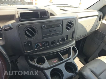 2013 Ford E-150 Commercial Cargo Van 138.0" WB – miniatura 6