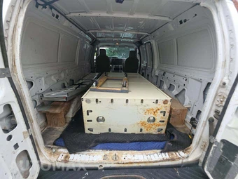 2013 Ford E-150 Commercial Cargo Van 138.0" WB - miniatura 14