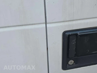 2013 Ford E-150 Commercial Cargo Van 138.0" WB - miniatura 24