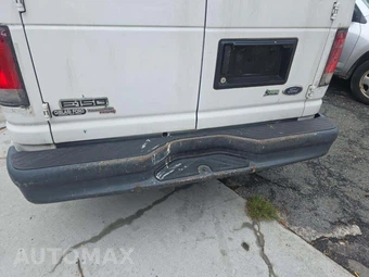 2013 Ford E-150 Commercial Cargo Van 138.0" WB - miniatura 26