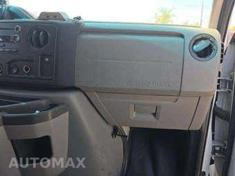 2013 Ford E-150 Wagon XL 138.0" WB - miniatura 18