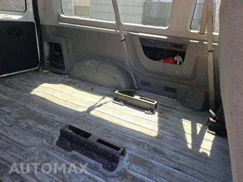 2013 Ford E-150 Wagon XL 138.0" WB - miniatura 22