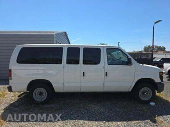 2013 Ford E-150 Wagon XL 138.0" WB - miniatura 4