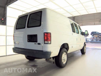 2013 Ford E-250 Commercial Cargo Van 138.0" WB - miniatura 4