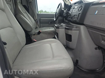2013 Ford E-250 Commercial Cargo Van 138.0" WB – miniatura 8