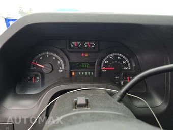 2013 Ford E-250 Commercial Cargo Van 138.0" WB – miniatura 12