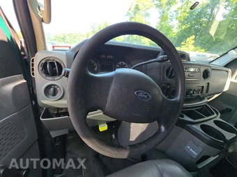 2013 Ford E-250 Commercial Cargo Van 138.0" WB – miniatura 3