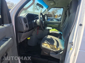 2013 Ford E-250 Commercial Cargo Van 138.0" WB – miniatura 7