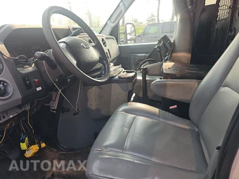 2013 Ford E-250 Commercial Cargo Van 138.0" WB - miniatura 5