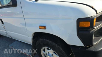 2013 Ford E-250 Commercial Cargo Van 138.0" WB – miniatura 21