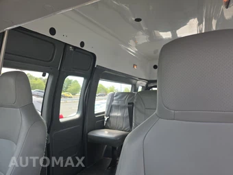 2013 Ford E-250 Commercial Cargo Van 138.0" WB – miniatura 13
