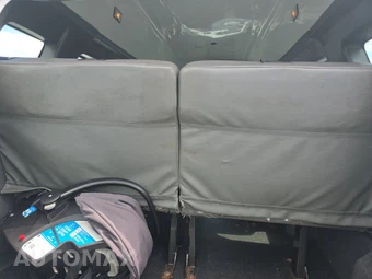 2013 Ford E-250 Commercial Cargo Van 138.0" WB – miniatura 17