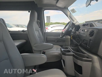 2013 Ford E-250 Commercial Cargo Van 138.0" WB – miniatura 8