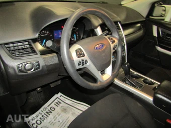 2013 Ford Edge SE – miniatura 9