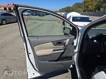 2013 Ford Edge SEL – miniatura 9