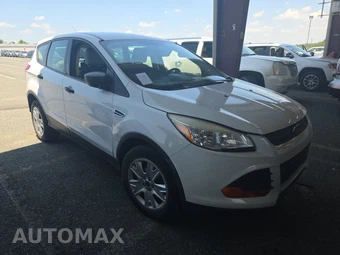 2013 Ford Escape S – miniatura 3