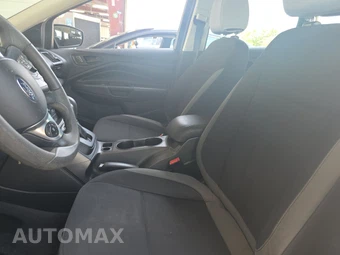 2013 Ford Escape S – miniatura 7
