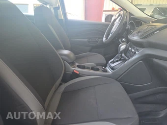 2013 Ford Escape S – miniatura 8