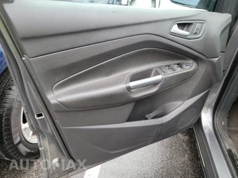2013 Ford Escape SE – miniatura 9