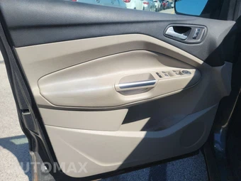 2013 Ford Escape SE – miniatura 15