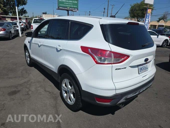 2013 Ford Escape SE – miniatura 2