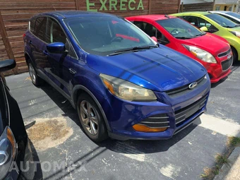 2013 Ford Escape SE - miniatura 4