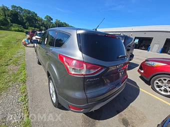 2013 Ford Escape SE – miniatura 6