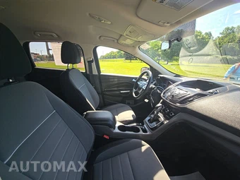 2013 Ford Escape SE – miniatura 8
