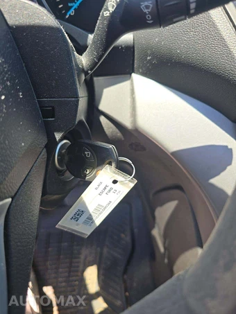 2013 Ford Escape SE – miniatura 5