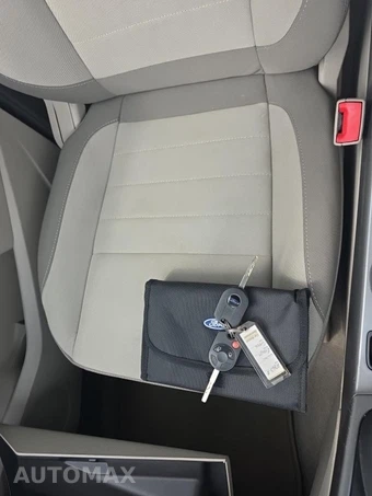 2013 Ford Escape SE – miniatura 21