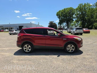 2013 Ford Escape SE – miniatura 4
