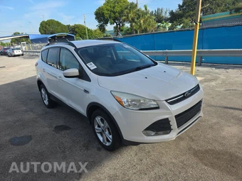 2013 Ford Escape SE – miniatura 3
