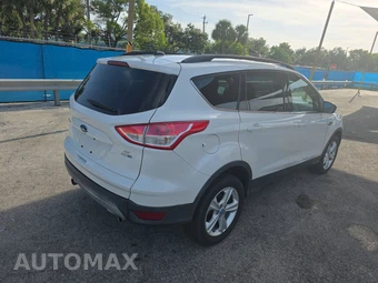 2013 Ford Escape SE – miniatura 4
