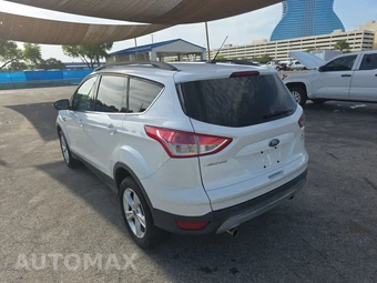 2013 Ford Escape SE – miniatura 6