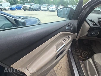 2013 Ford Escape SE – miniatura 9