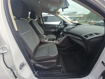 2013 Ford Escape SE – miniatura 8