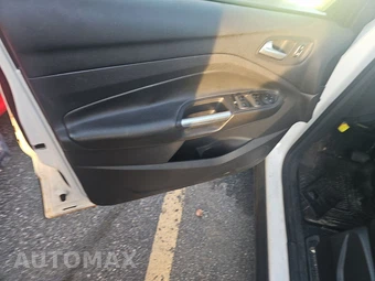 2013 Ford Escape SE – miniatura 9