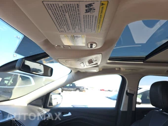 2013 Ford Escape Titanium – miniatura 17