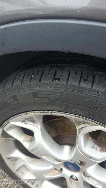 2013 Ford Escape Titanium – miniatura 32