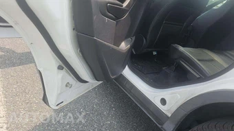 2013 Ford Escape Titanium – miniatura 30