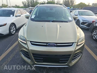 2013 Ford Escape Titanium – miniatura 2