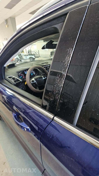 2013 Ford Escape Titanium – miniatura 32