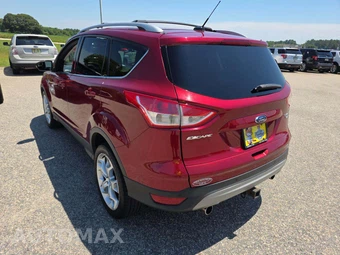 2013 Ford Escape Titanium – miniatura 2