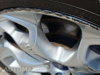 2013 Ford Escape Titanium – miniatura 25