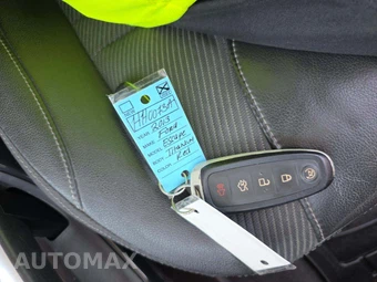 2013 Ford Escape Titanium – miniatura 8