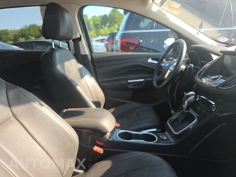 2013 Ford Escape Titanium – miniatura 8